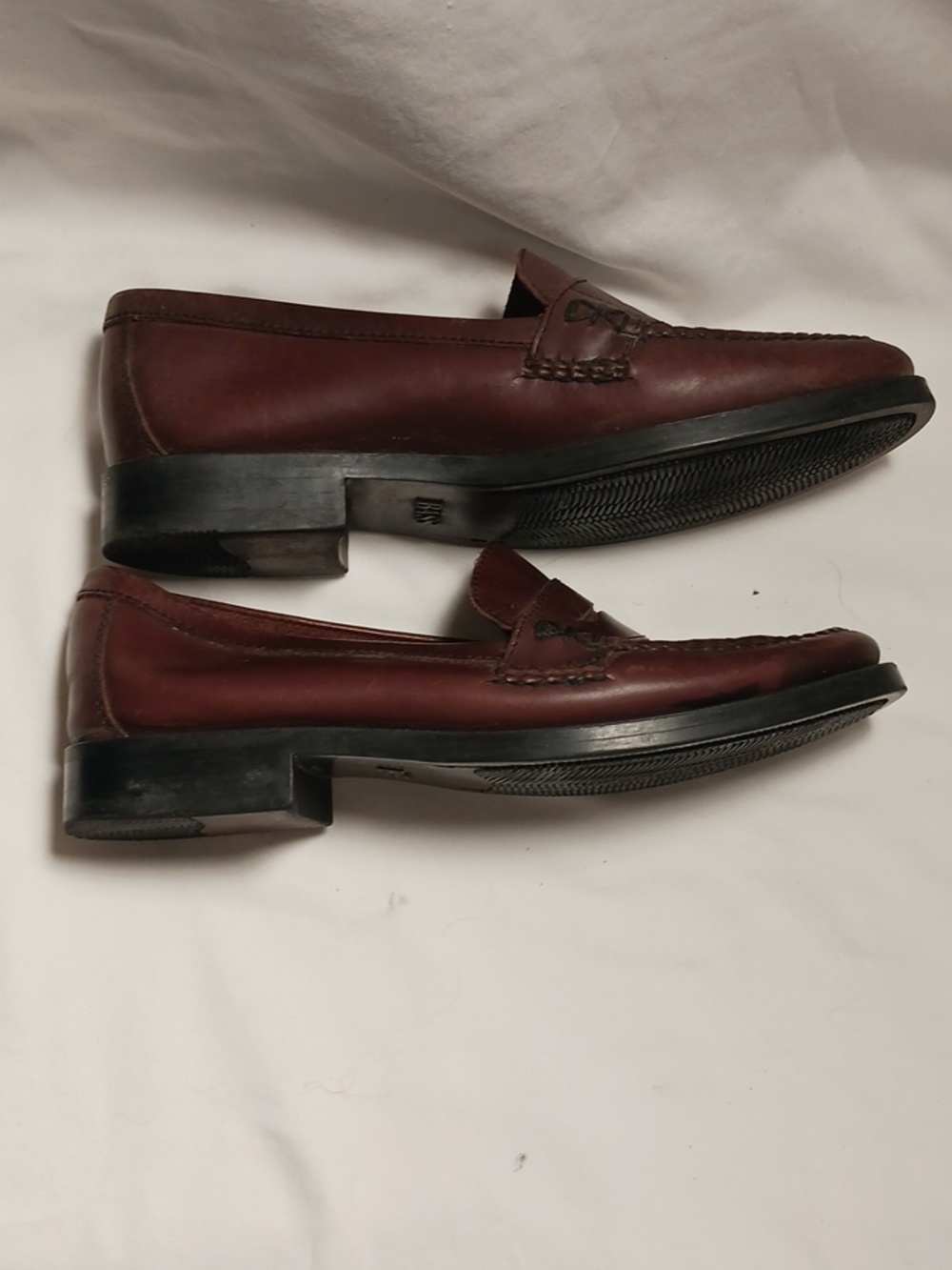 Bass Weejuns Women's Katherine ll Brown Leather Penny Loafers - Picture 4 of 9